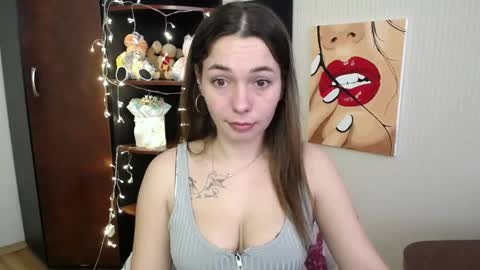 Snapshot of m_vikki chatting on 03-07-25, 09:51 Vikki online show from 03-07-25, 09:51