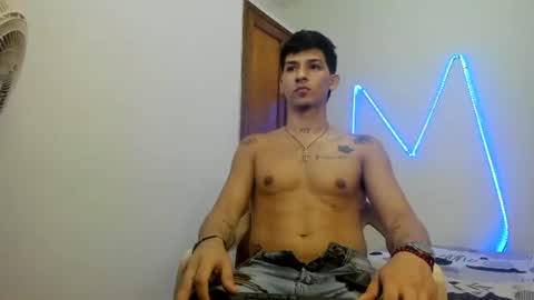 itgram pezlo josue online show from 11-09-25, 01:31