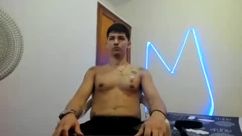 itgram pezlo josue online show from 11-20-25, 03:01