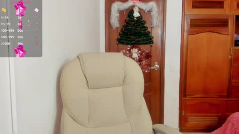 Snapshot of maavca chatting on 12-28-24, 12:56 maavca online show from 12-28-24, 12:56