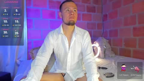 Snapshot of maax_taylor01 chatting on 12-10-24, 04:49 online show from 12-10-24, 04:49