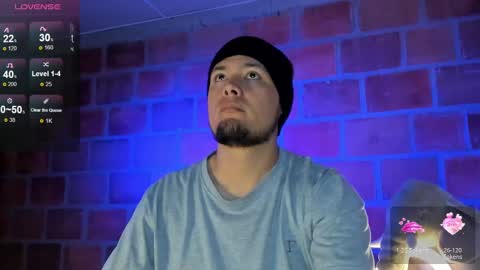 Snapshot of maax_taylor01 chatting on 02-24-25, 12:37 online show from 02-24-25, 12:37