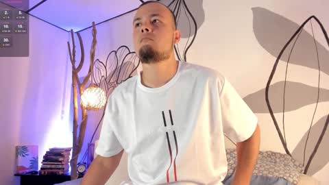 Snapshot of maax_taylor01 chatting on 01-06-26, 11:14 online show from 01-06-26, 11:14