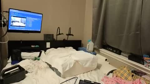 mac1119 online show from 10-23-25, 08:24