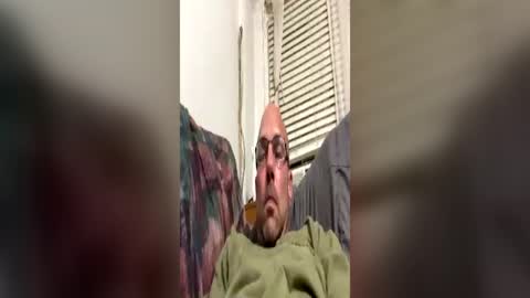 Snapshot of mac402992 chatting on 07-06-26, 08:33 mac402992 online show from 07-06-26, 08:33