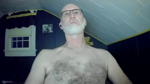 mac8181 online show from 01-01-25, 10:32