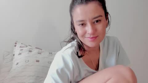 Snapshot of macarenax chatting on 01-06-26, 02:43 Maca online show from 01-06-26, 02:43