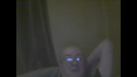 Snapshot of macbewdekan25 chatting on 12-29-24, 11:18 macbewdekan25 online show from 12-29-24, 11:18