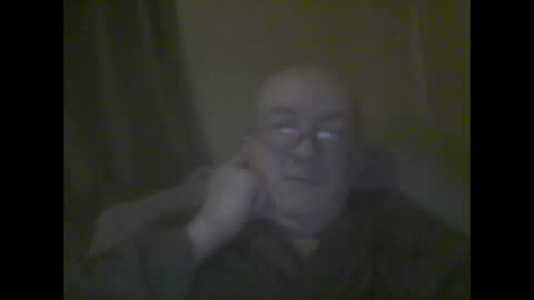 Snapshot of macbewdekan25 chatting on 03-29-26, 01:11 macbewdekan25 online show from 03-29-26, 01:11