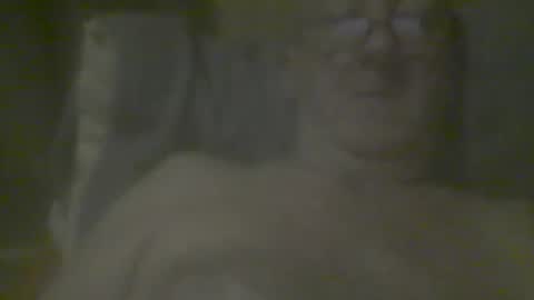 Snapshot of macbewdekan25 chatting on 05-03-26, 04:02 macbewdekan25 online show from 05-03-26, 04:02