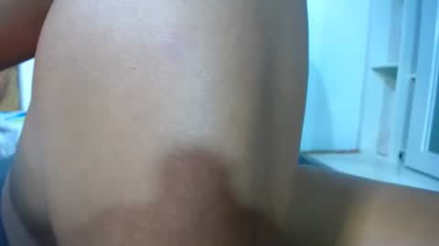 Snapshot of macgine chatting on 01-24-25, 03:13 Laura online show from 01-24-25, 03:13