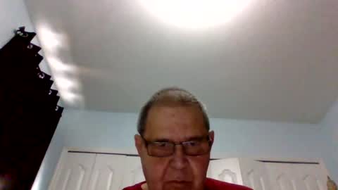 Snapshot of machet1 chatting on 06-15-26, 03:03 machet1 online show from 06-15-26, 03:03