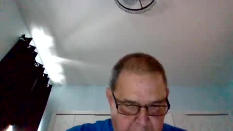 Snapshot of machet1 chatting on 06-17-26, 01:45 machet1 online show from 06-17-26, 01:45