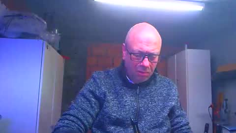 Andy online show from 04-14-26, 03:40