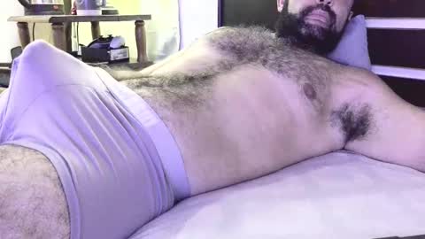 machoathome online show from 03-05-25, 10:54