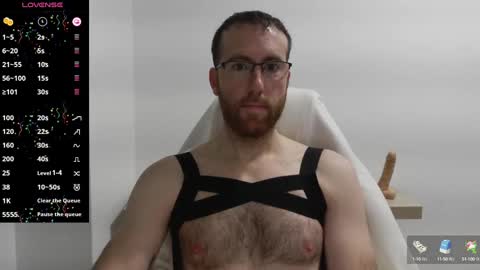 Snapshot of machohiberiko chatting on 02-12-25, 07:56 Jota online show from 02-12-25, 07:56