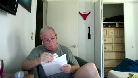 mackdocc001 online show from 04-01-26, 04:15