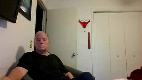 mackdocc001 online show from 04-11-26, 11:25