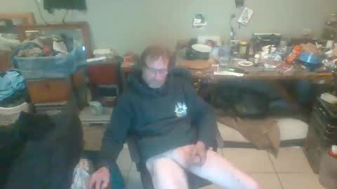 Snapshot of mackdog1369 chatting on 01-12-25, 01:53 mackdog1369 online show from 01-12-25, 01:53