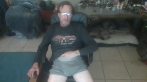 Snapshot of mackdog1369 chatting on 01-16-25, 01:58 mackdog1369 online show from 01-16-25, 01:58