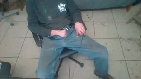 Snapshot of mackdog1369 chatting on 03-12-25, 02:23 mackdog1369 online show from 03-12-25, 02:23