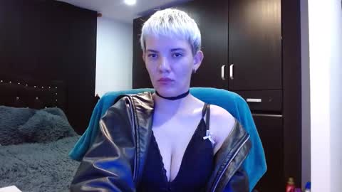 Noah Askew online show from 03-26-26, 05:57