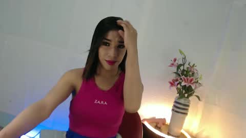 madalina1992 online show from 02-12-25, 10:26