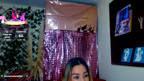 Snapshot of madam_dali chatting on 01-09-26, 01:47 Dalila online show from 01-09-26, 01:47