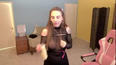 Madam Edgewood online show from 07-20-26, 10:23