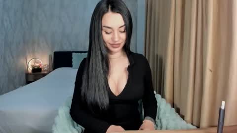 Snapshot of madam_jesse chatting on 11-15-25, 07:54 Madam jesse online show from 11-15-25, 07:54