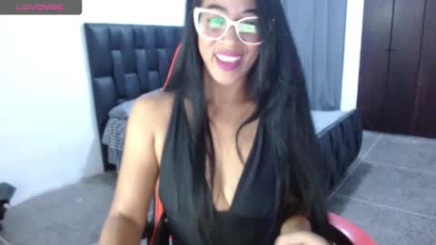 EMILY online show from 10-21-25, 06:14