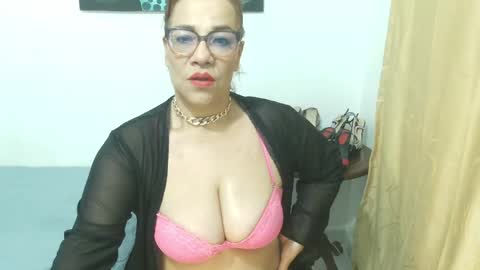 madame_desire_ online show from 05-15-26, 11:39