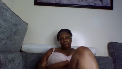 madame_pleasure40 online show from 05-19-26, 02:01