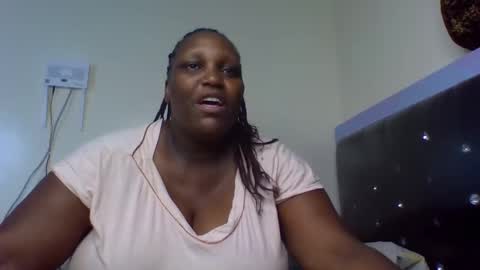 madame_pleasure40 online show from 06-05-26, 09:48