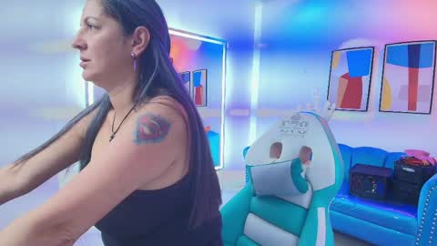 Madame Scarllet  online show from 06-08-26, 11:32