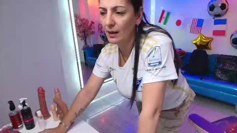 Madame Scarllet  online show from 07-18-26, 11:47