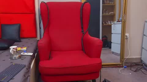 Madame Knox online show from 07-27-26, 04:47