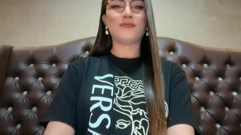 Snapshot of madammistressdominatrixxx chatting on 06-27-26, 10:59 Alison Kloss online show from 06-27-26, 10:59