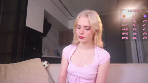 Fiona online show from 06-16-26, 04:37