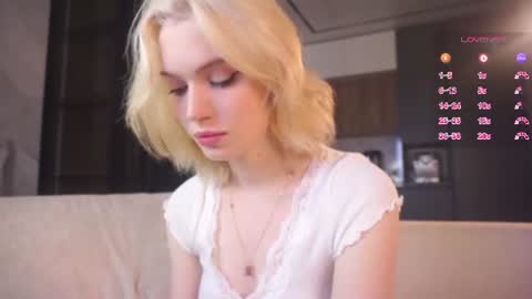 Fiona online show from 06-19-26, 04:39