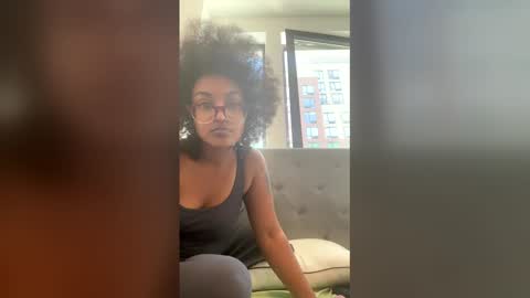 madamp1 online show from 04-16-26, 03:46