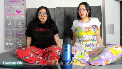 Snapshot of maddie_and_chelsea_ chatting on 06-30-26, 02:18 Maddie and Chelsea online show from 06-30-26, 02:18