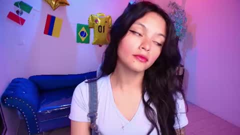 maddie_t18 online show from 06-24-26, 11:42