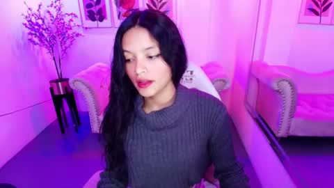 maddie_t18 online show from 07-27-26, 11:28