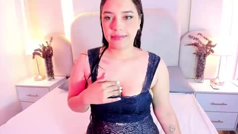 Snapshot of maddieevans_ chatting on 11-28-25, 11:46 Maddie online show from 11-28-25, 11:46