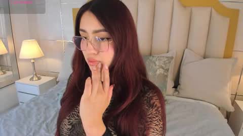    online show from 11-30-25, 08:35