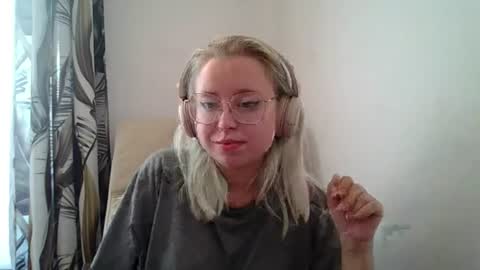 Maddie online show from 08-07-26, 05:26