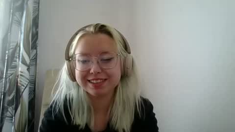 Maddie online show from 08-09-26, 09:25