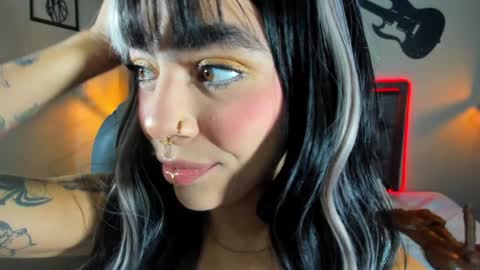 Maddie online show from 01-24-25, 03:34