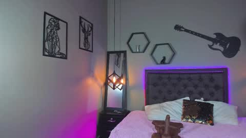 Maddie online show from 02-09-25, 10:21